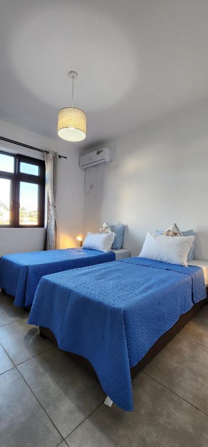 Sandstone Luxury 2 Bedroom Apartment With Lift And Common Pool Flic-en-Flacq Kültér fotó