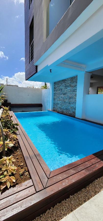 Sandstone Luxury 2 Bedroom Apartment With Lift And Common Pool Flic-en-Flacq Kültér fotó