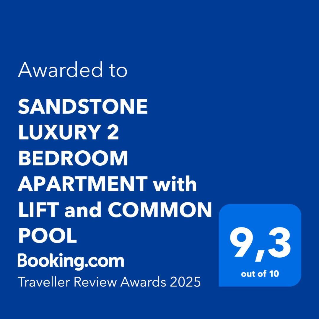 Sandstone Luxury 2 Bedroom Apartment With Lift And Common Pool Flic-en-Flacq Kültér fotó